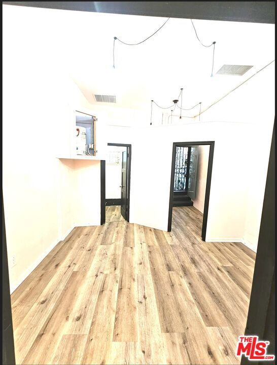 5281 W Pico Boulevard Property Photo 13