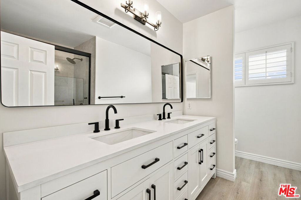 22777 Brenford Street Property Photo 41