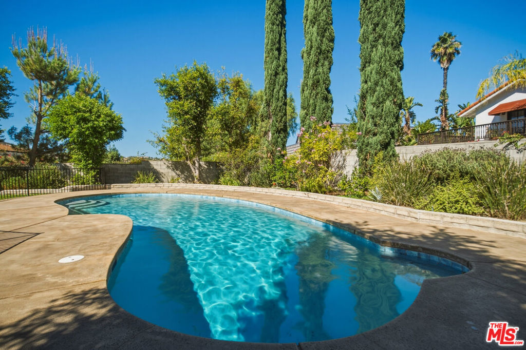 22777 Brenford Street Property Photo 53