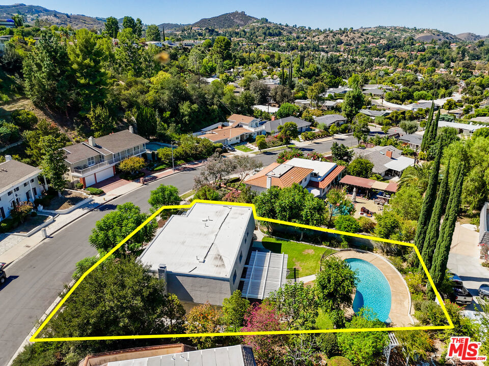 22777 Brenford Street Property Photo 59