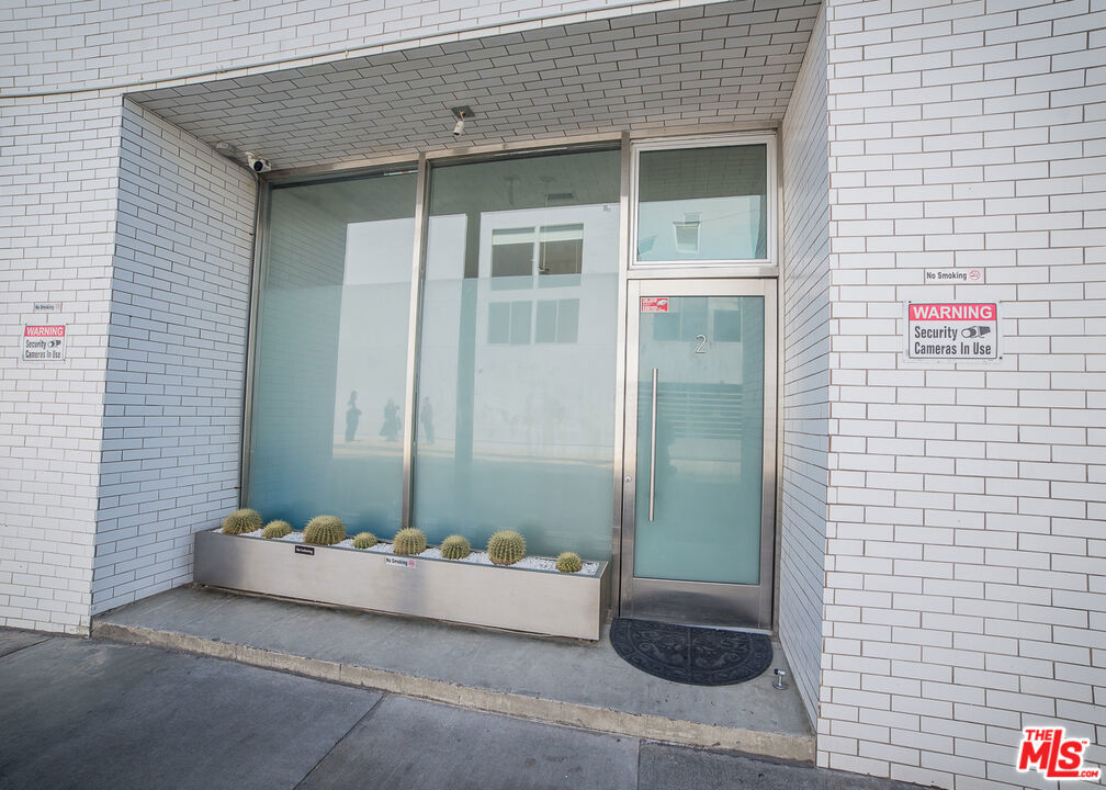 8 Brooks Avenue 3 Property Photo 1