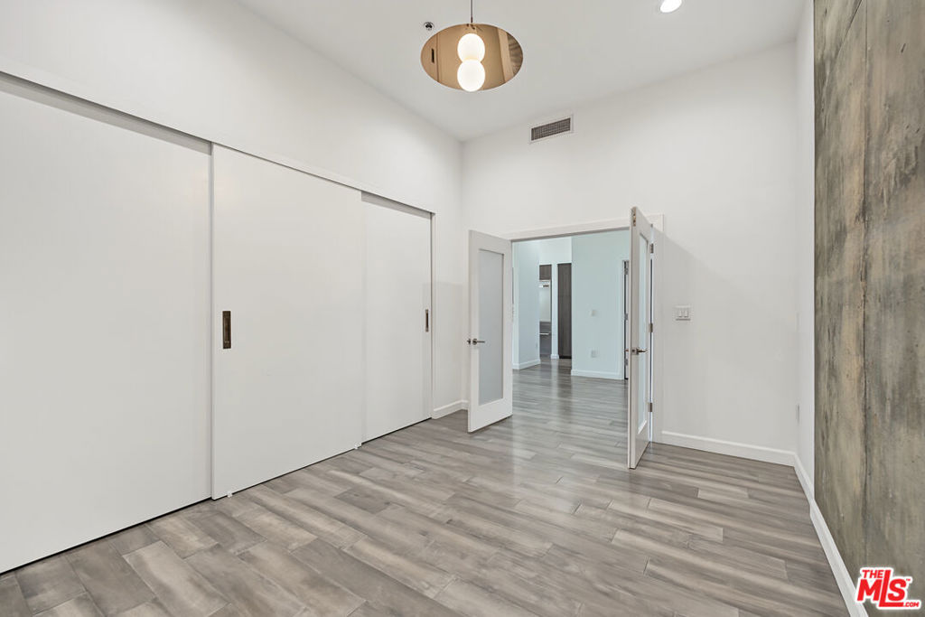 1111 S Grand Avenue Ph6 Property Photo 6