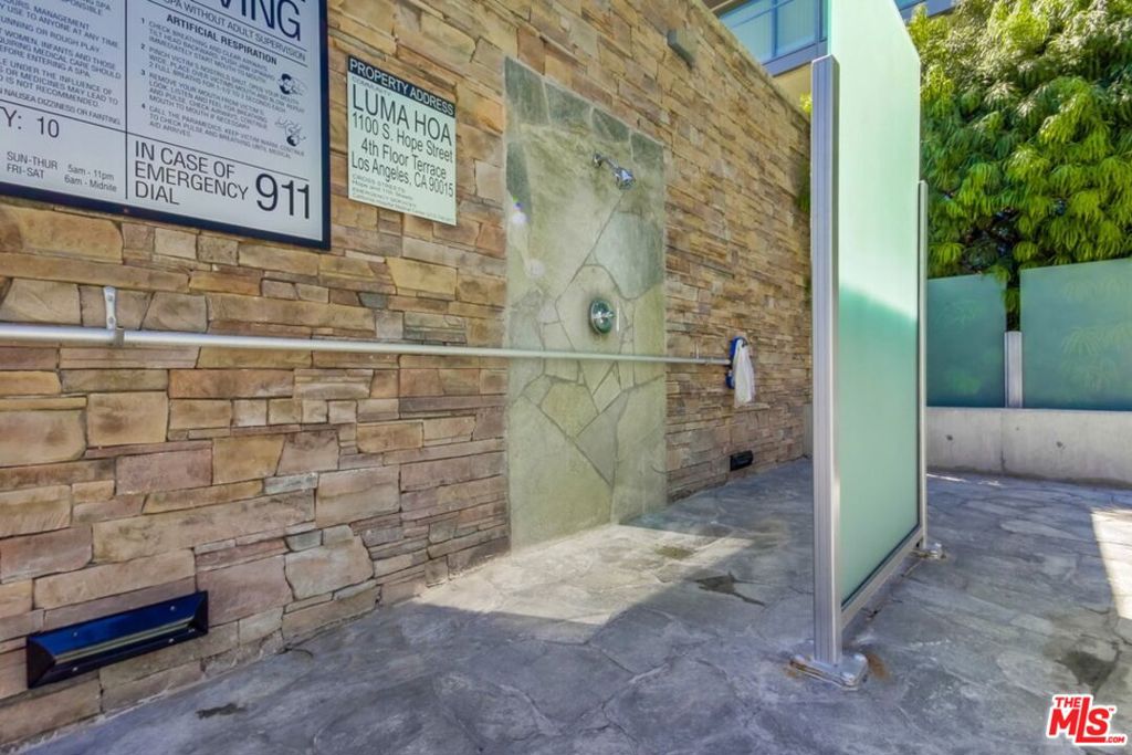 1111 S Grand Avenue Ph6 Property Photo 53