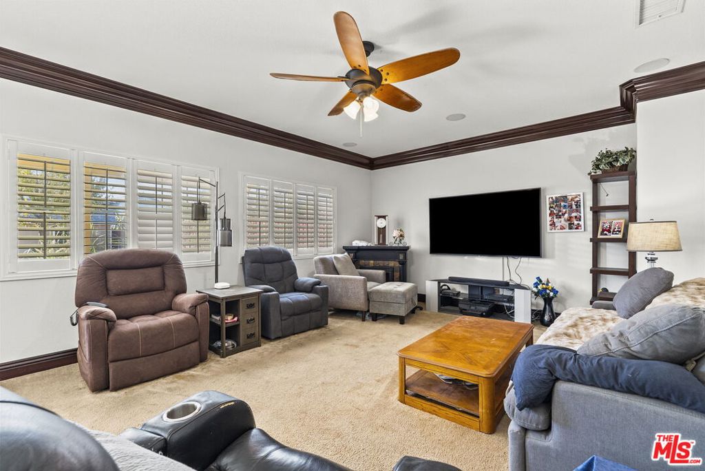 40924 Whitehall Street Property Photo 13