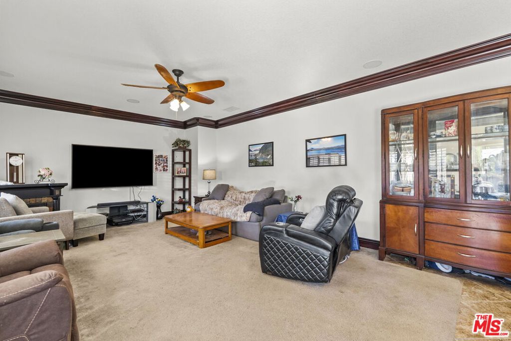 40924 Whitehall Street Property Photo 15