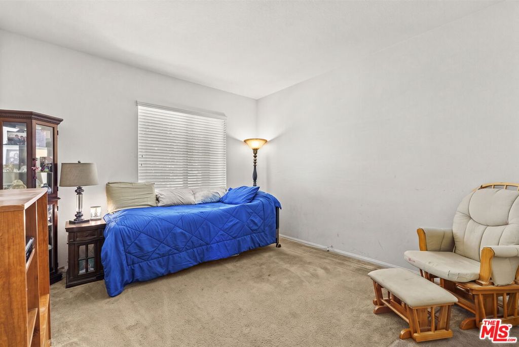 40924 Whitehall Street Property Photo 17