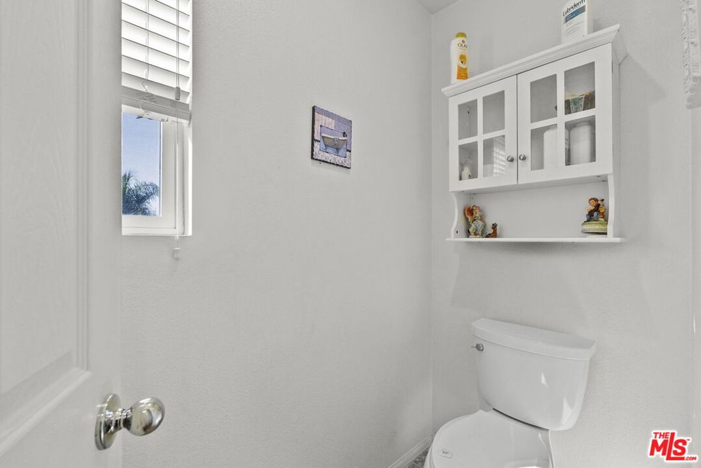 40924 Whitehall Street Property Photo 29