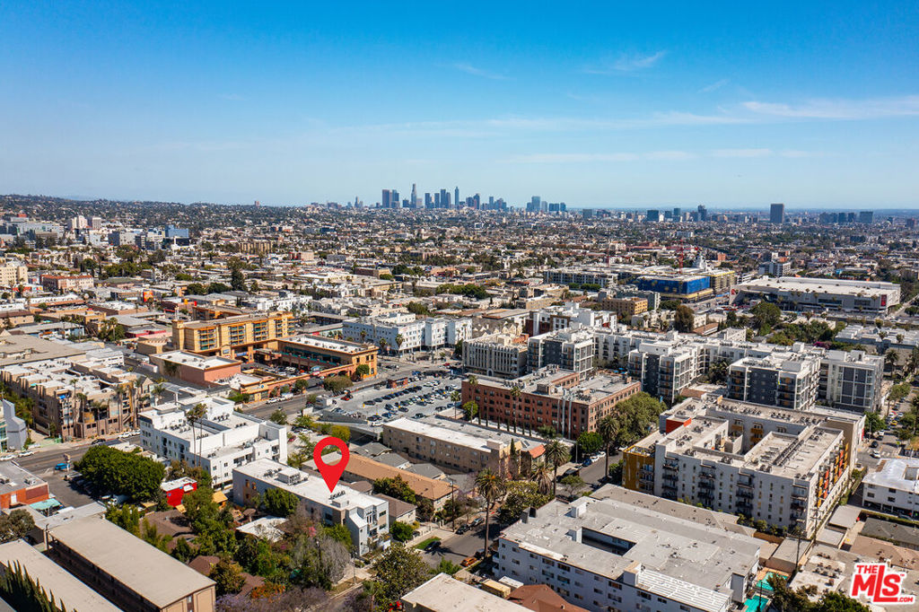 1746 Garfield Place 101 Property Photo 27