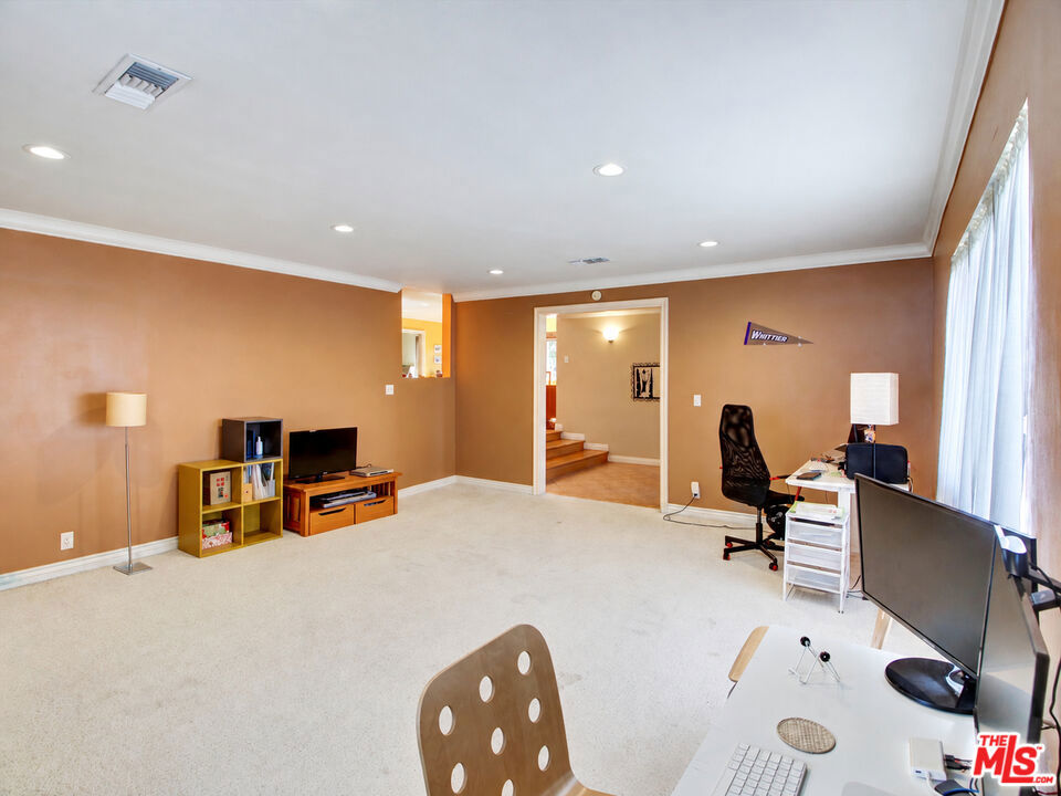5720 El Rincon Way Property Photo 12