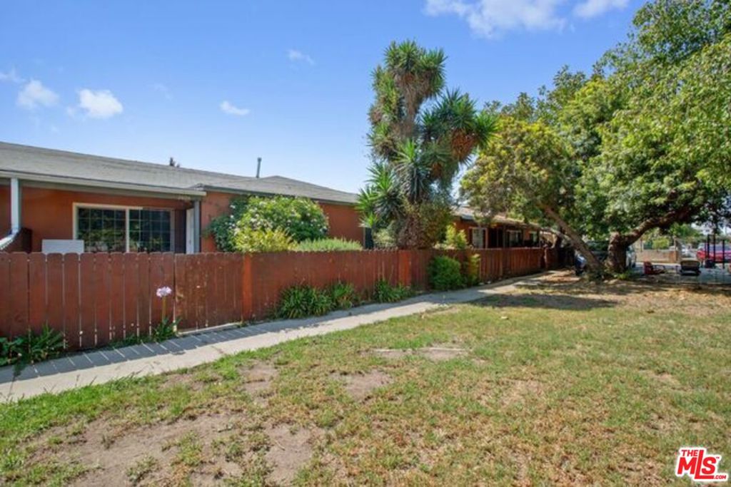 2604 S Garth Avenue Property Photo 13