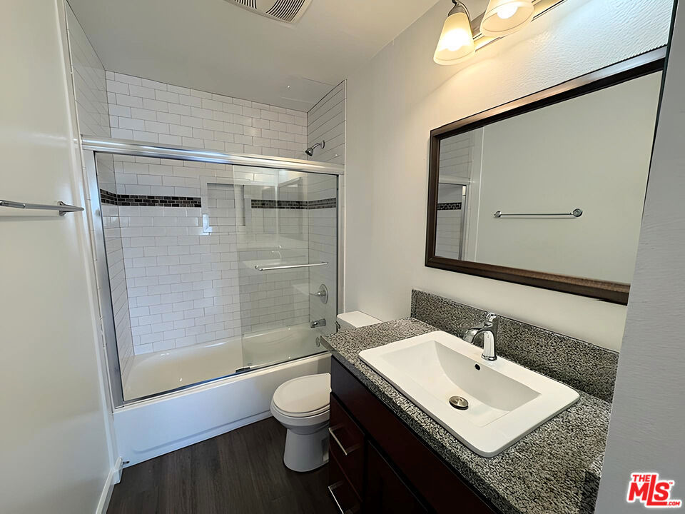 3811 N Figueroa Street 6 Property Photo 7