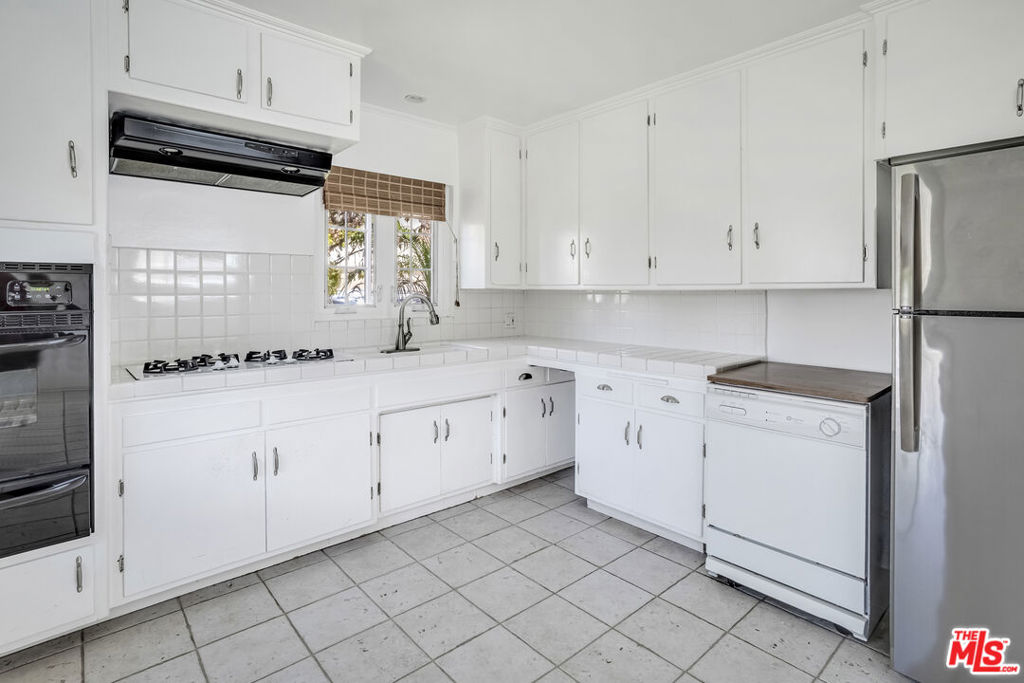 520 Marigold Avenue Property Photo 32