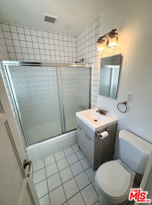 12204 Washington Place 1/2 Property Photo 16