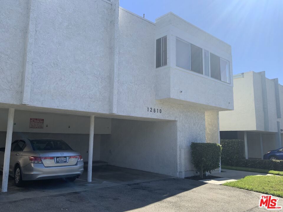 12610 Caswell Avenue Property Photo 1