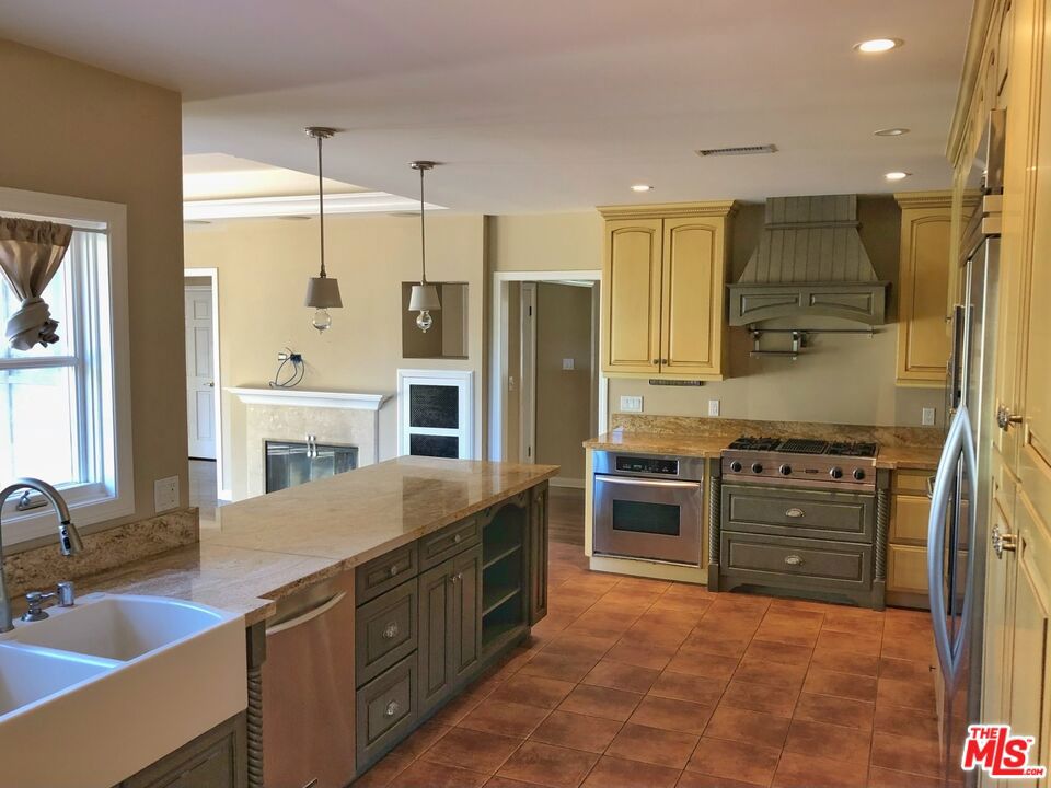 1441 Allenford Avenue Property Photo 11