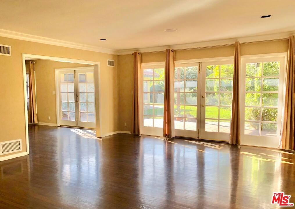 1441 Allenford Avenue Property Photo 16