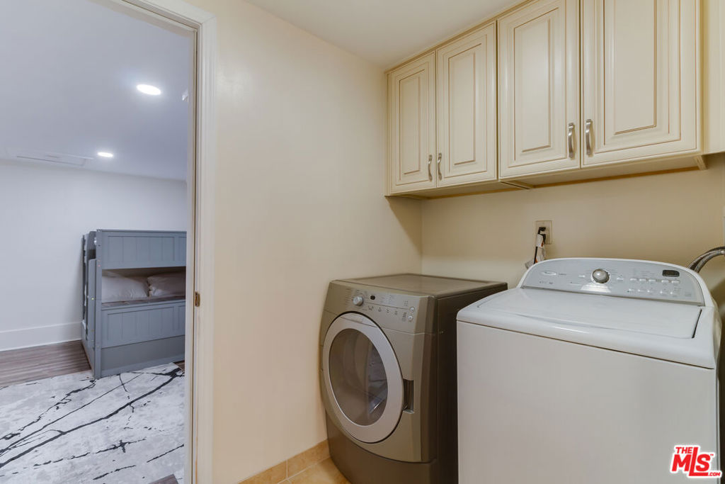 23907 Mobile Street Property Photo 15