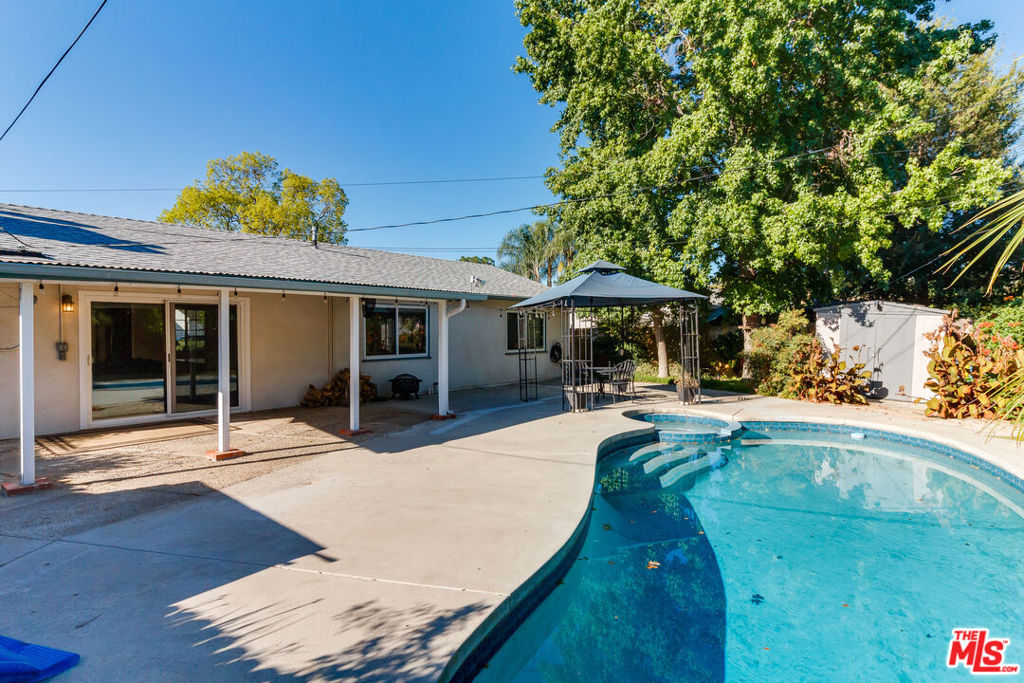 23907 Mobile Street Property Photo 33