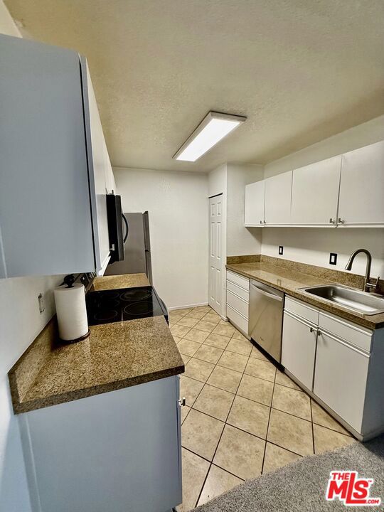1265 Kendall Drive 6i5 Property Photo 3