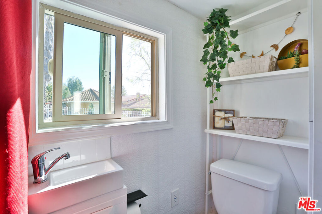 5520 Deer Creek Ln Property Photo 8