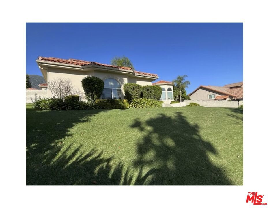 26996763 Property Photo 2