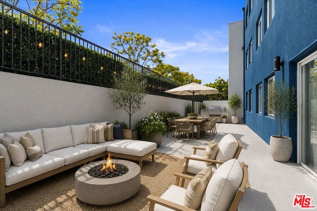 16100 W Sunset Boulevard 109 Property Photo 1