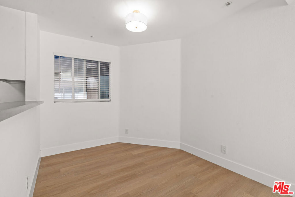 16100 W Sunset Boulevard 109 Property Photo 8