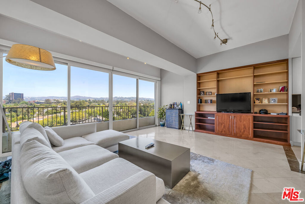 10501 Wilshire 1202 Property Photo 1