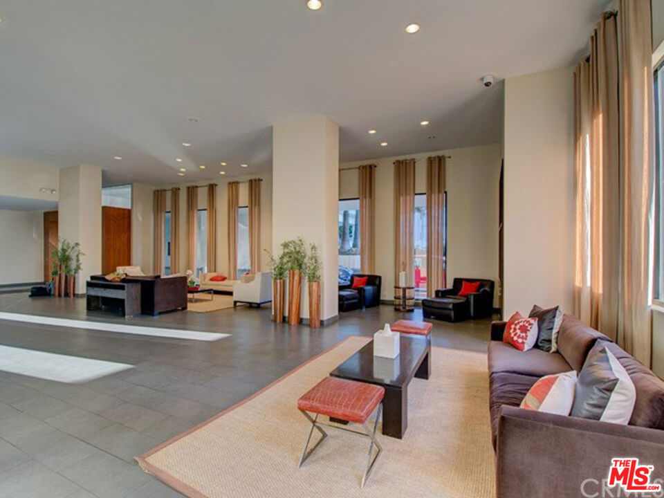 10501 Wilshire 1202 Property Photo 19
