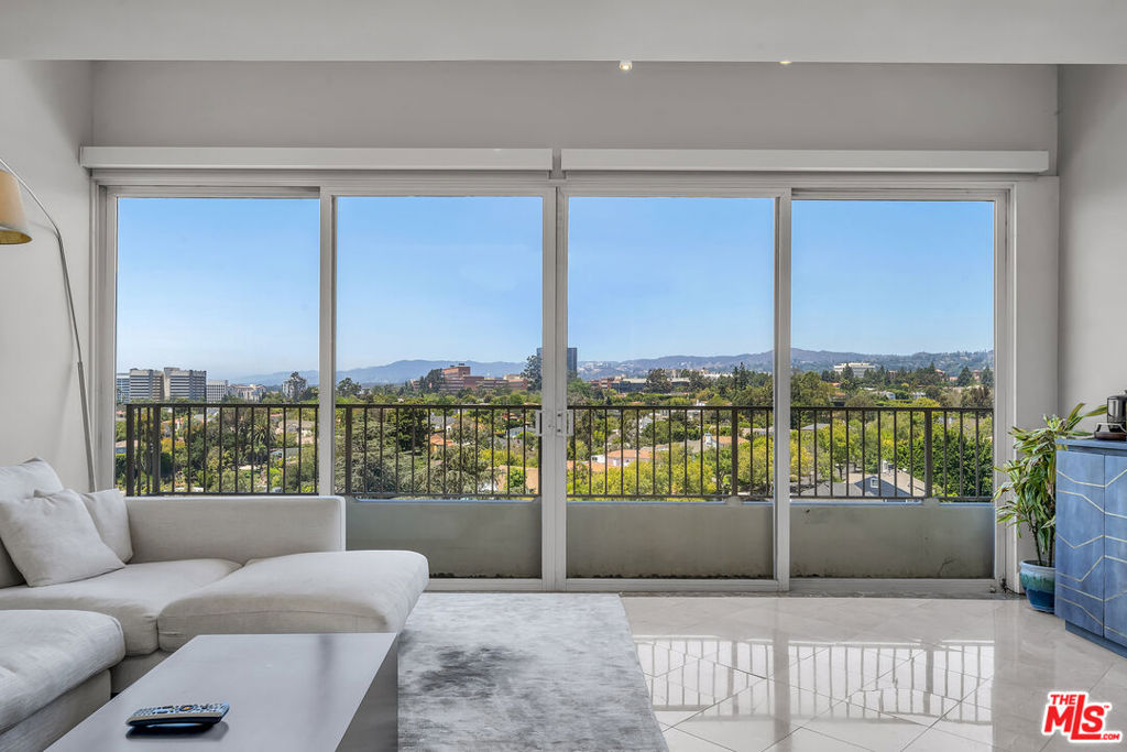 10501 Wilshire 1202 Property Photo 20