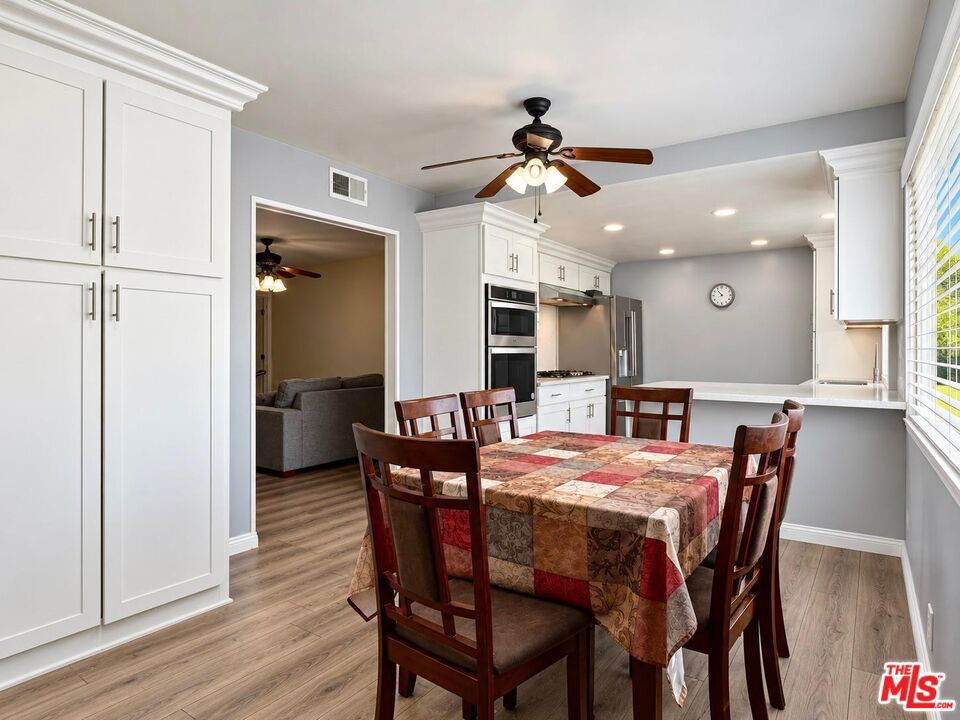1115 S Neff Avenue Property Photo 8