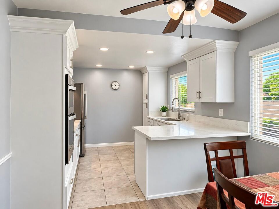 1115 S Neff Avenue Property Photo 10