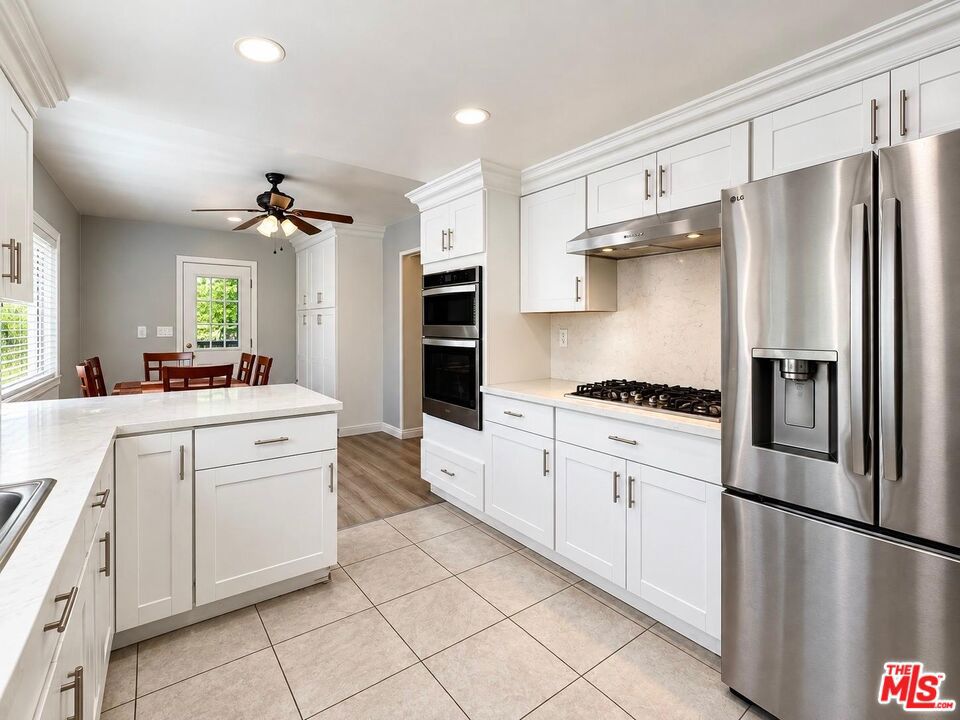 1115 S Neff Avenue Property Photo 14
