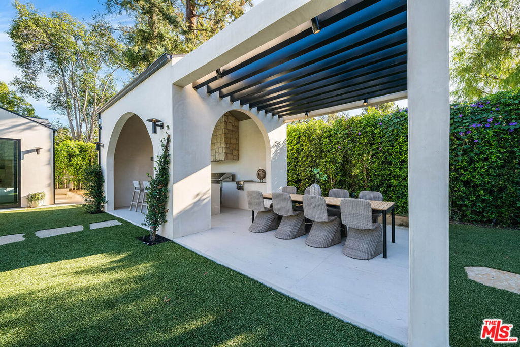 19024 Sprague Street Property Photo 65