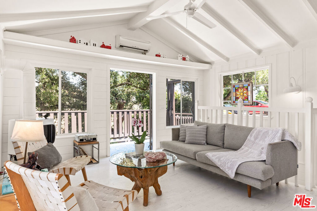 1553 Penny Road Property Photo 1