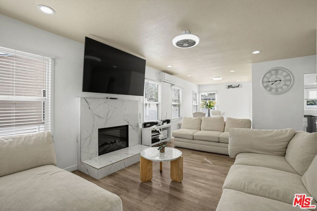 26996917 Property Photo 2