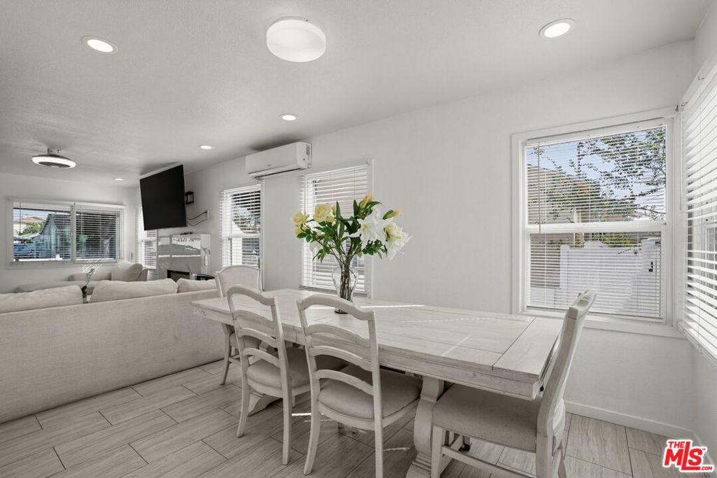 26996917 Property Photo 5