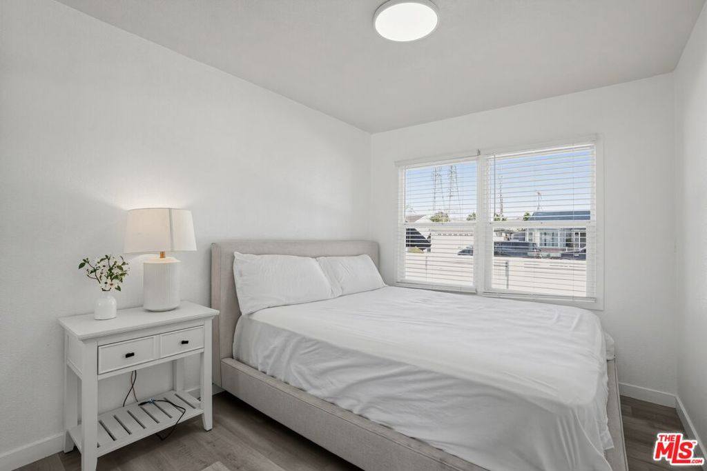 26996917 Property Photo 12