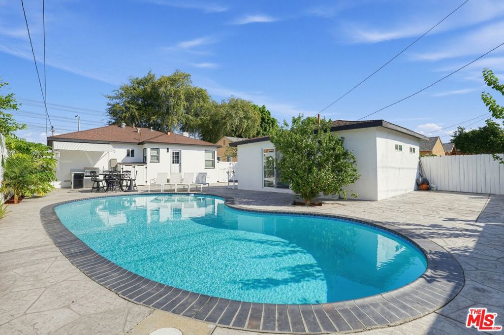 26996917 Property Photo 18
