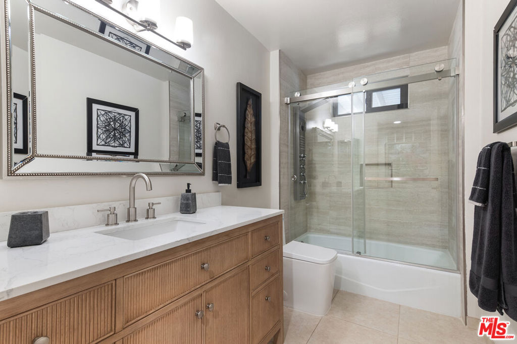 24946 Ravenswood Property Photo 42