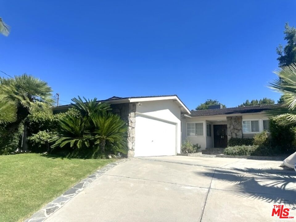 4934 Bluebell Avenue Property Photo 1