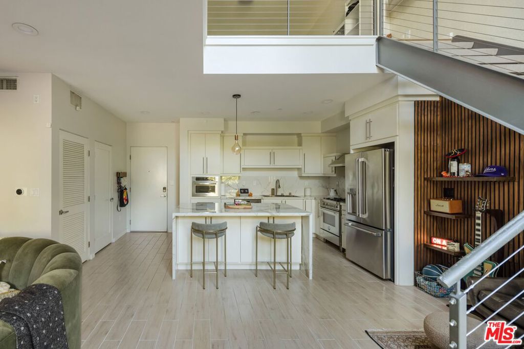 13045 Pacific 117 Property Photo 2