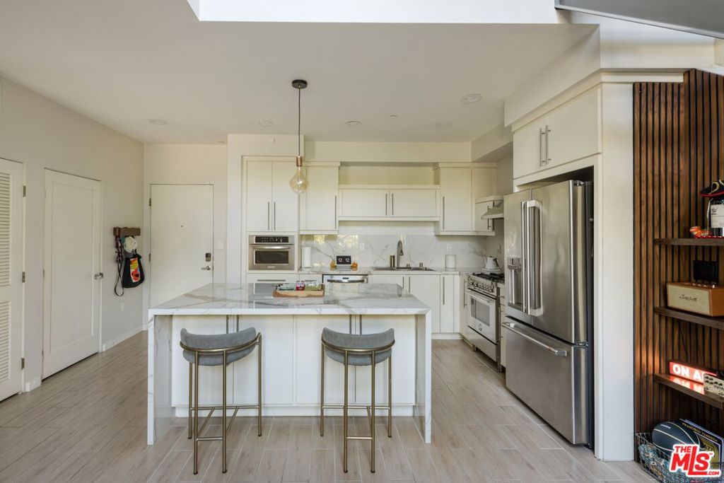 13045 Pacific 117 Property Photo 4
