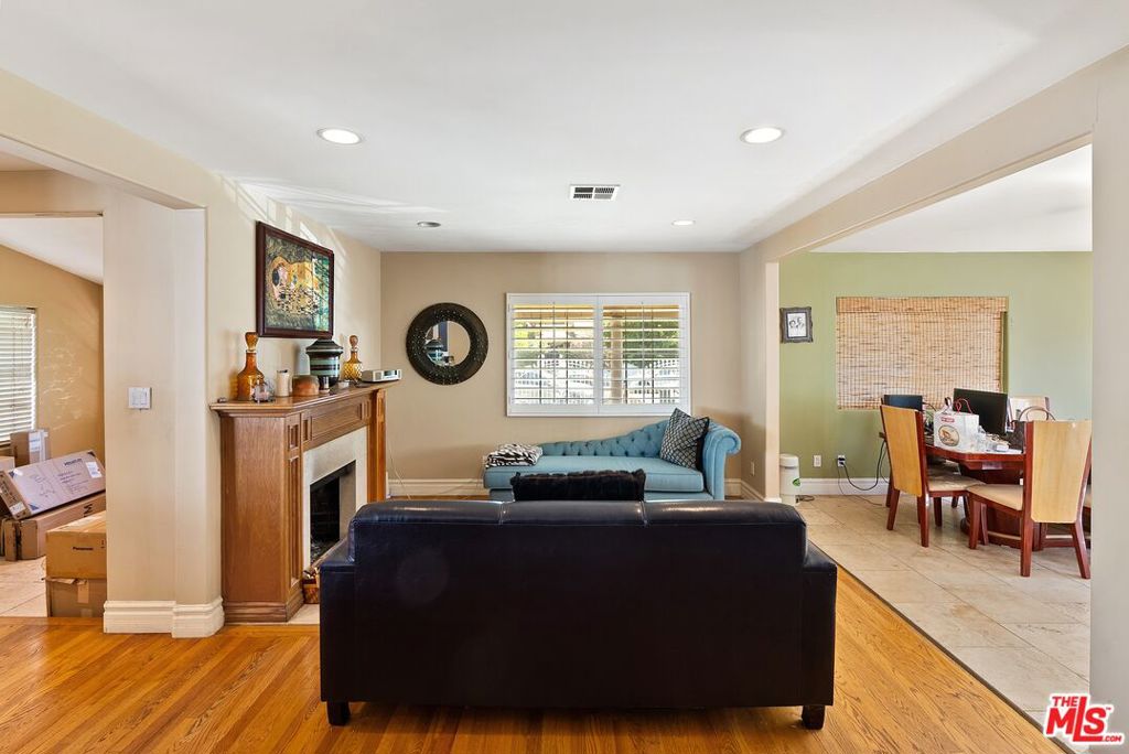 5543 Buffalo Avenue Property Photo 4