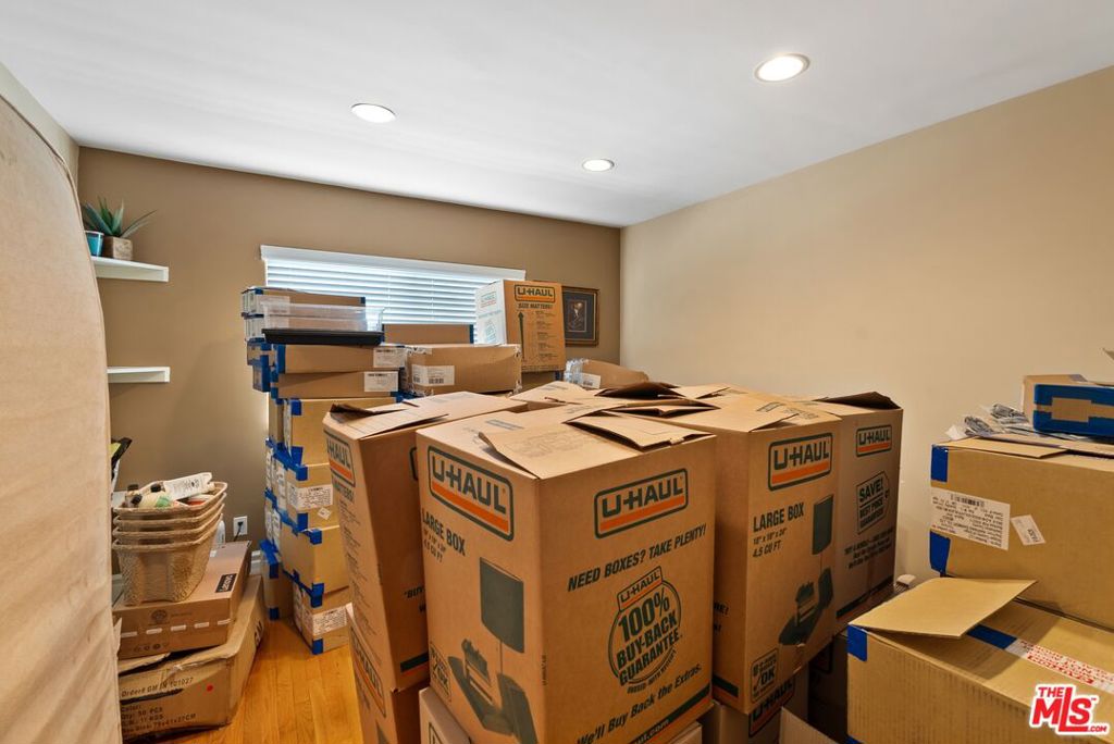 5543 Buffalo Avenue Property Photo 17