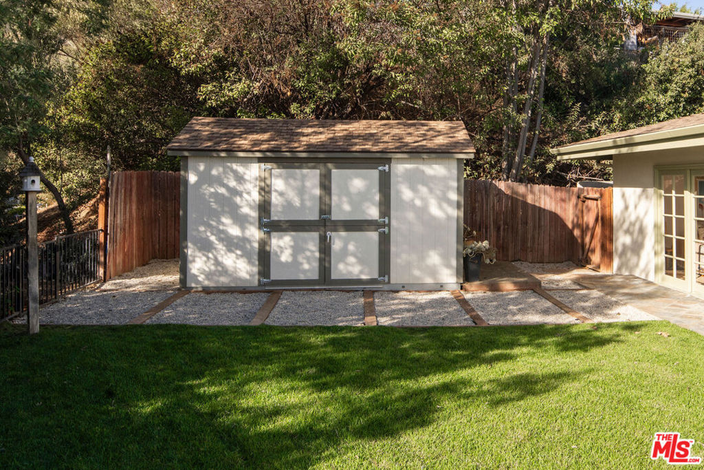2271 Hill Drive Property Photo 41