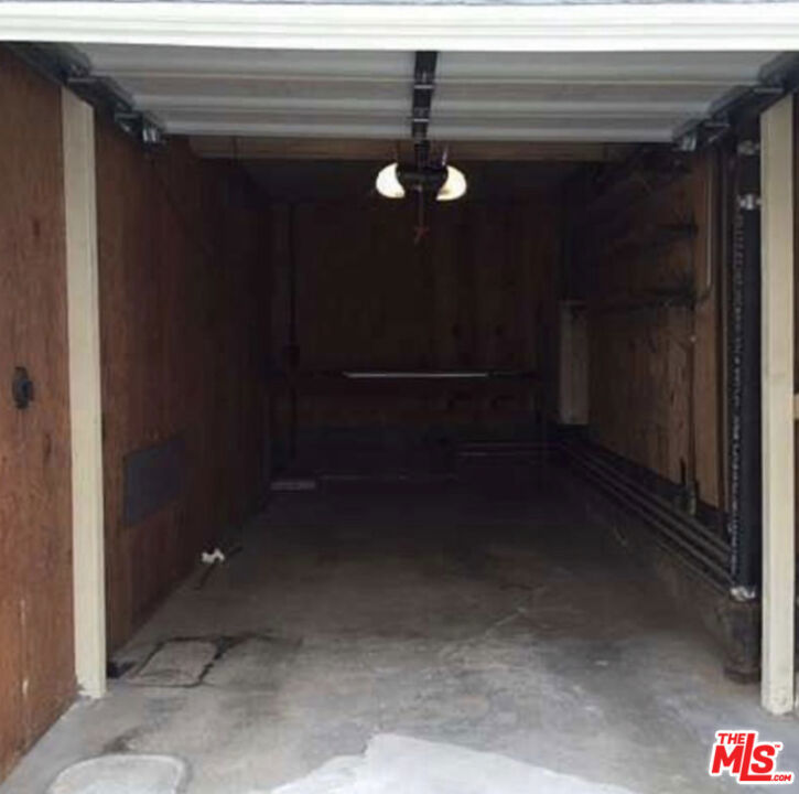 852 11th Street D Property Photo 12