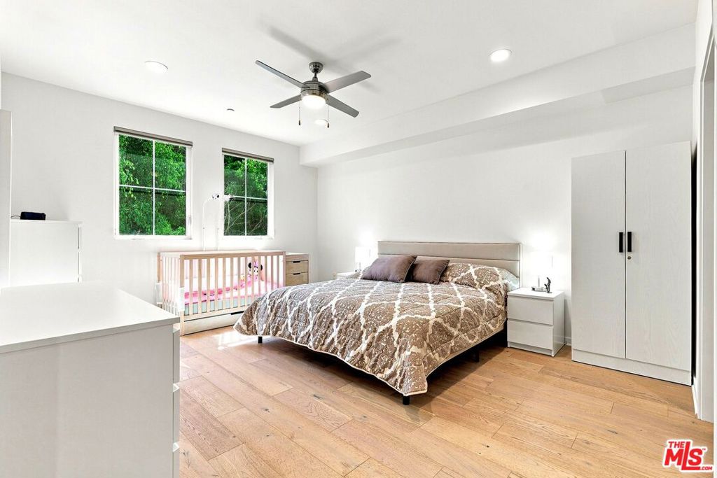 4240 Laurel Canyon Boulevard 305 Property Photo 17