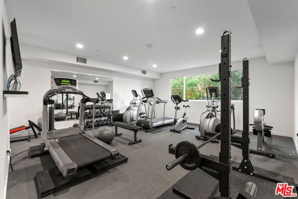 4240 Laurel Canyon Boulevard 305 Property Photo 27