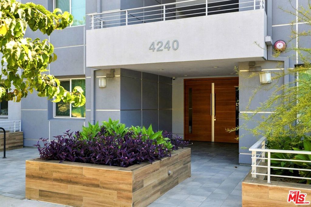 4240 Laurel Canyon Boulevard 305 Property Photo 30